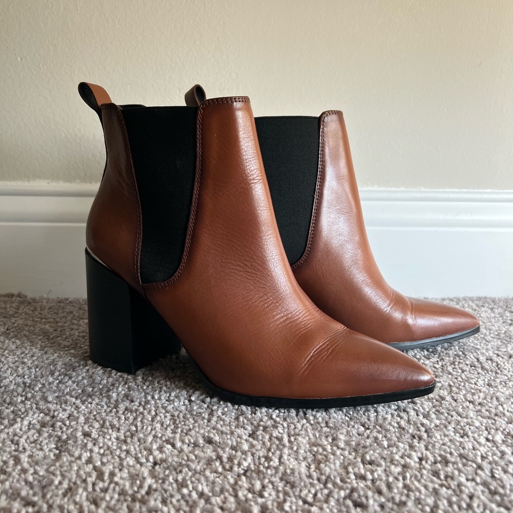 Steve Madden Camel ankle heeled boots, Size 9